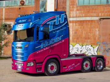 Airbrush-Design LKW Huber Transporte